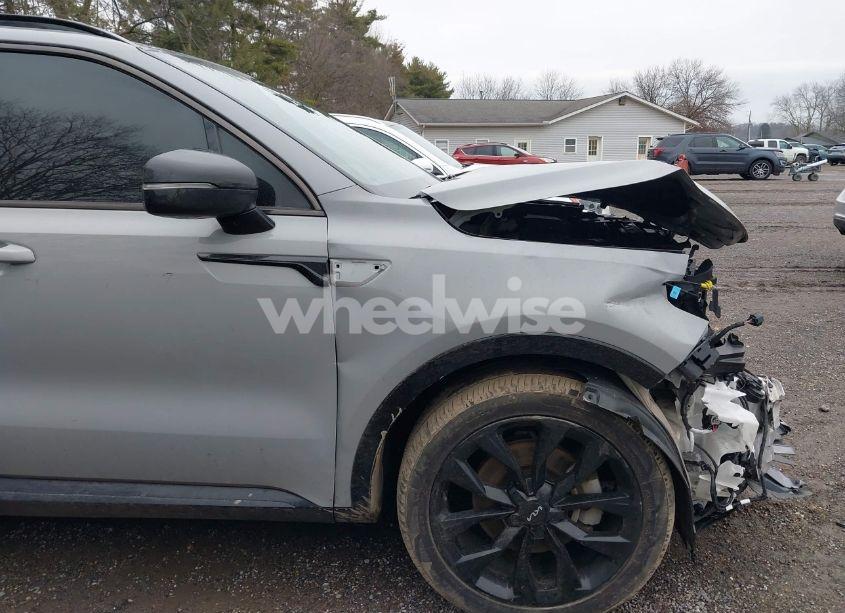 Photo 18 of 2022 Kia Sorento SX (VIN 5XYRK4LF7NG120176)