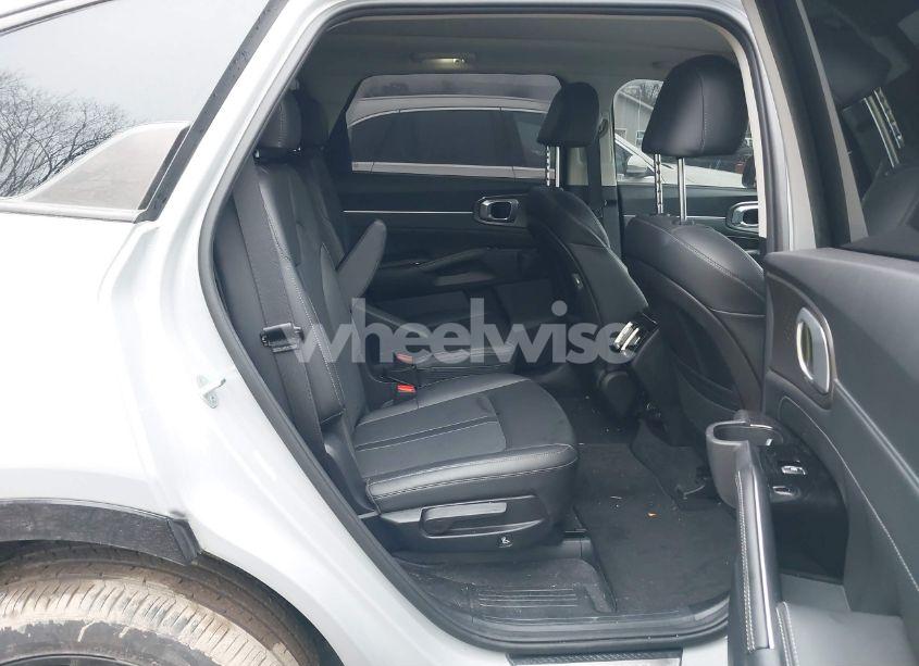 Photo 8 of 2022 Kia Sorento SX (VIN 5XYRK4LF7NG120176)