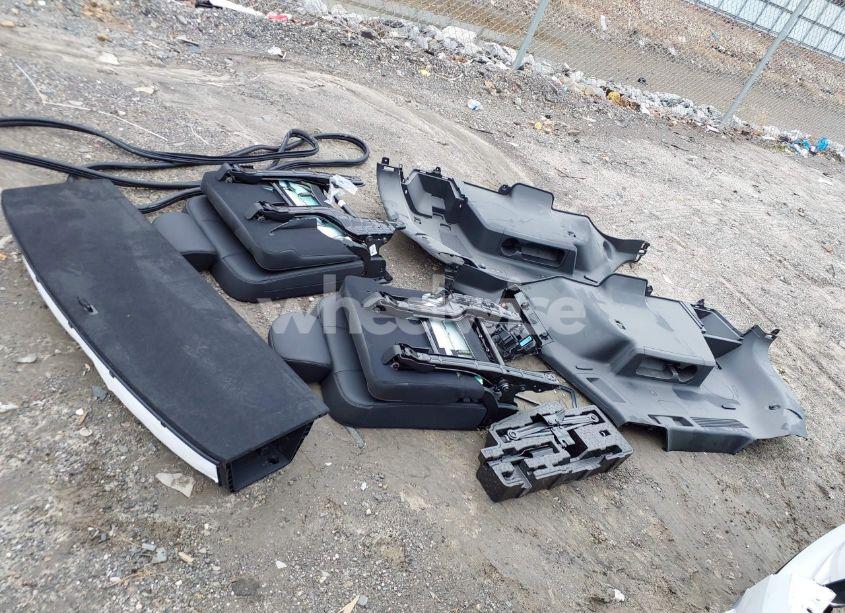 Photo 12 of 2023 Kia Sorento SX (VIN 5XYRK4LF7PG198475)