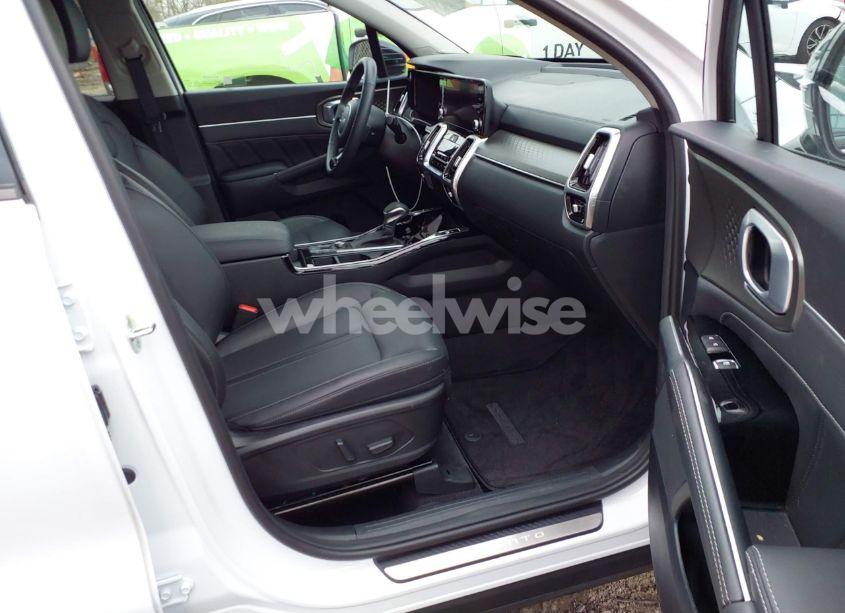 Photo 5 of 2023 Kia Sorento SX (VIN 5XYRK4LF7PG198475)