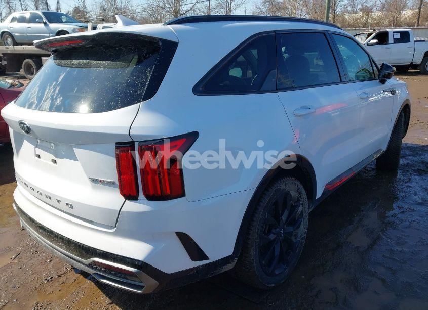 Photo 4 of 2021 Kia Sorento SX (VIN 5XYRK4LF8MG070337)