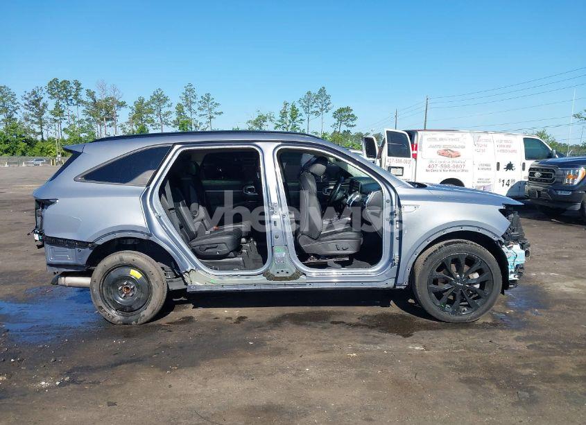 Photo 14 of 2022 Kia Sorento SX (VIN 5XYRK4LF8NG093053)