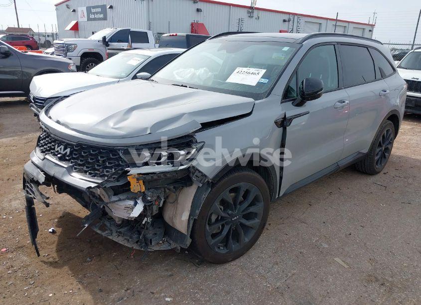 Photo 2 of 2022 Kia Sorento SX PRESTIGE (VIN 5XYRK4LF8NG096339)