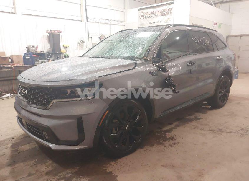 Photo 2 of 2022 Kia Sorento SX PRESTIGE (VIN 5XYRK4LFXNG077582)
