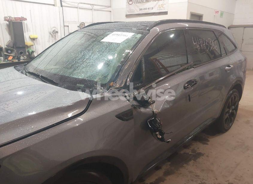 Photo 6 of 2022 Kia Sorento SX PRESTIGE (VIN 5XYRK4LFXNG077582)