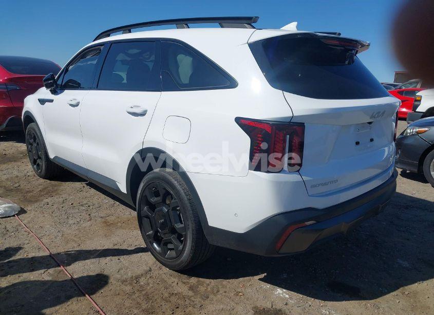 Photo 3 of 2024 Kia Sorento X-LINE SX (VIN 5XYRKDJF9RG259993)