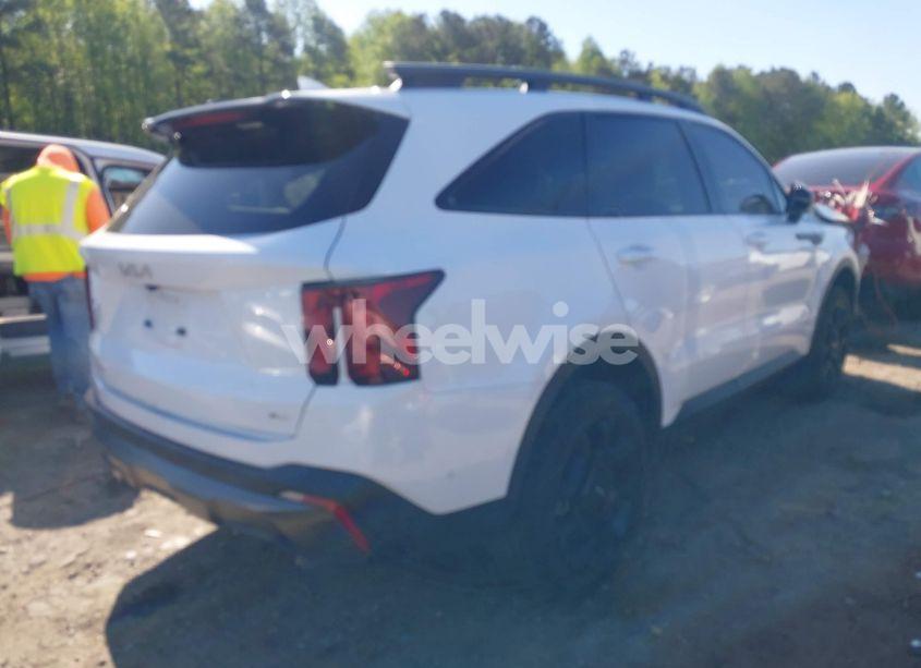 Photo 4 of 2024 Kia Sorento X-LINE SX (VIN 5XYRKDJF9RG259993)