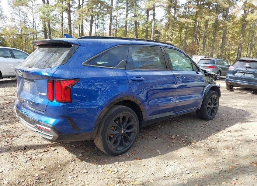 Photo 4 of 2021 Kia Sorento SX (VIN 5XYRKDLF1MG048065)