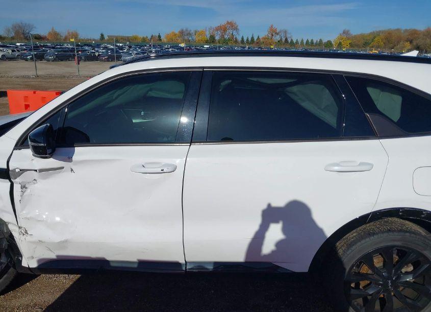 Photo 14 of 2022 Kia Sorento SX (VIN 5XYRKDLF1NG091578)