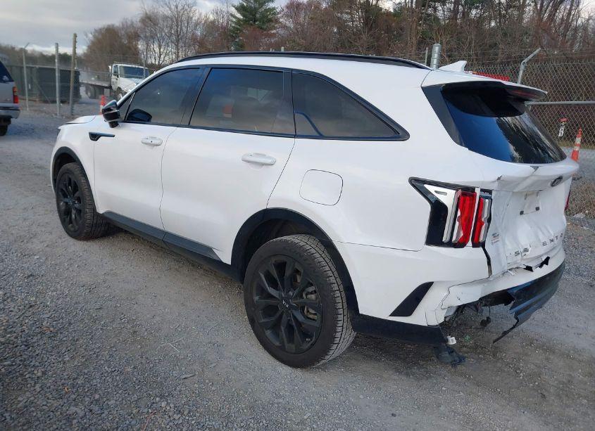 Photo 3 of 2021 Kia Sorento SX (VIN 5XYRKDLF3MG039609)