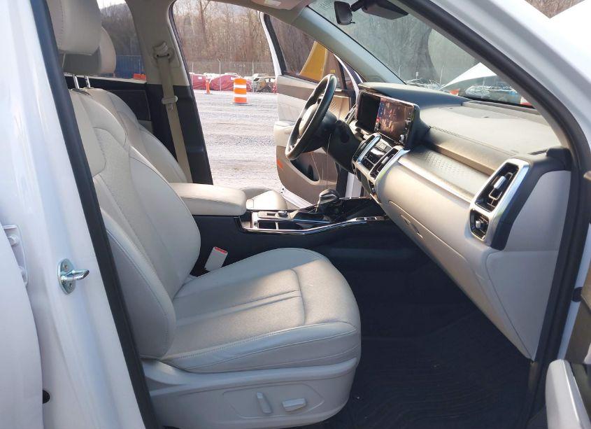 Photo 5 of 2021 Kia Sorento SX (VIN 5XYRKDLF3MG039609)