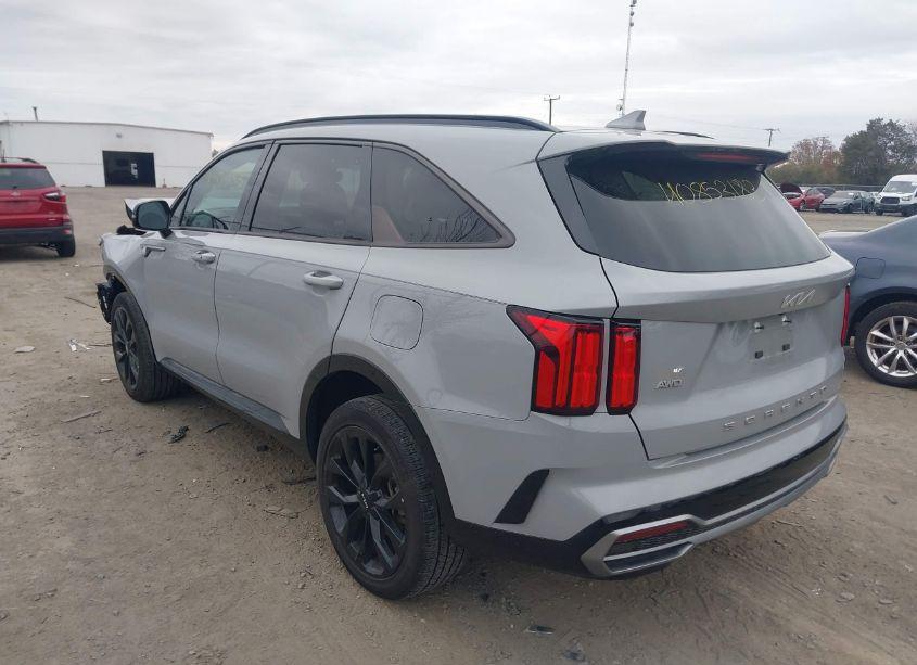 Photo 3 of 2022 Kia Sorento SX (VIN 5XYRKDLF4NG147254)