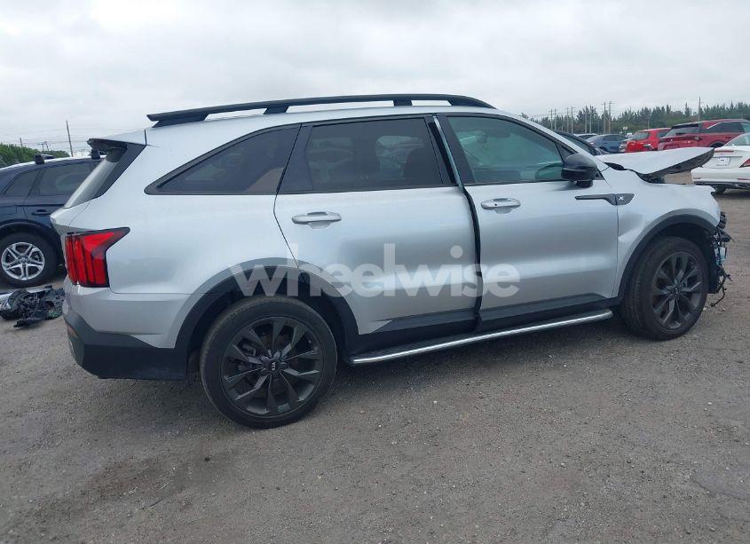 Photo 4 of 2021 Kia Sorento SX PRESTIGE (VIN 5XYRKDLF6MG020780)