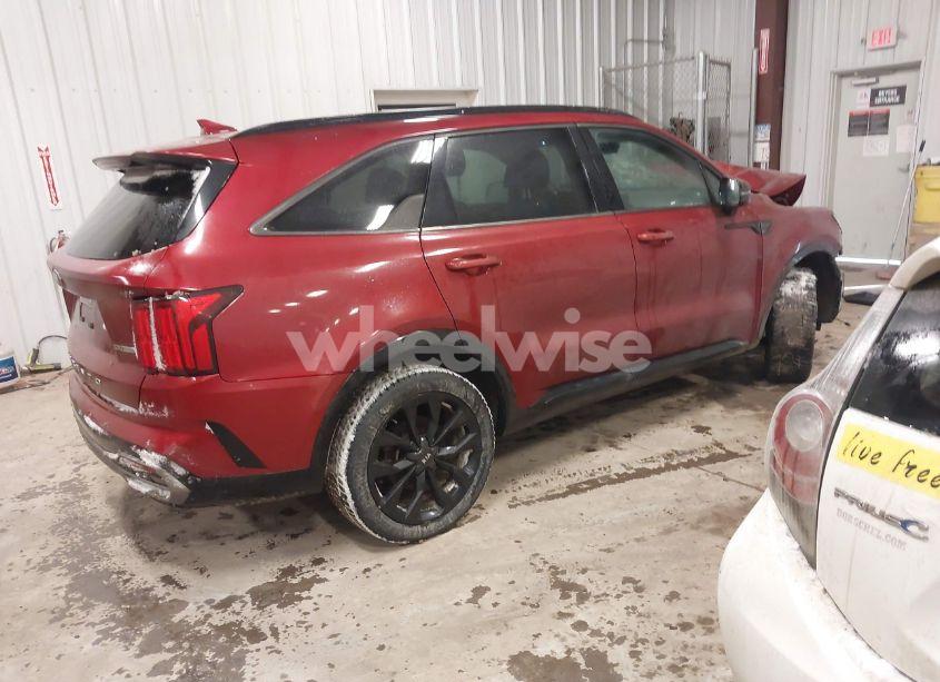 Photo 4 of 2021 Kia Sorento SX (VIN 5XYRKDLF6MG050510)