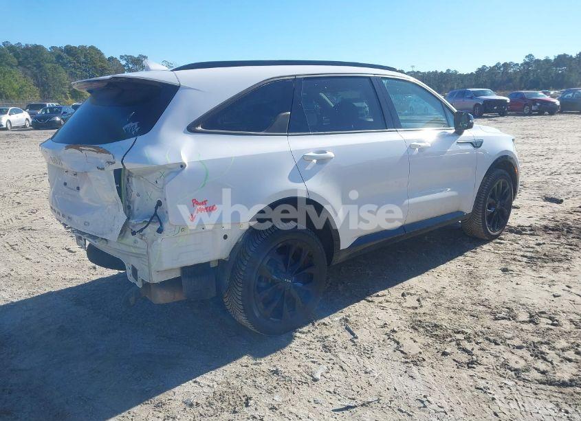 Photo 4 of 2022 Kia Sorento SX (VIN 5XYRKDLF6NG109539)