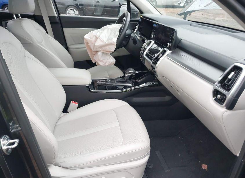 Photo 5 of 2023 Kia Sorento SX (VIN 5XYRKDLF6PG194644)