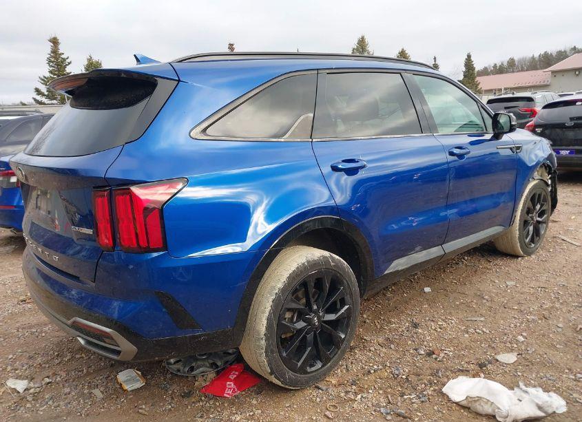 Photo 4 of 2021 Kia Sorento SX (VIN 5XYRKDLF7MG024577)