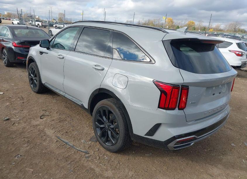 Photo 3 of 2022 Kia Sorento SX (VIN 5XYRKDLF7NG156160)
