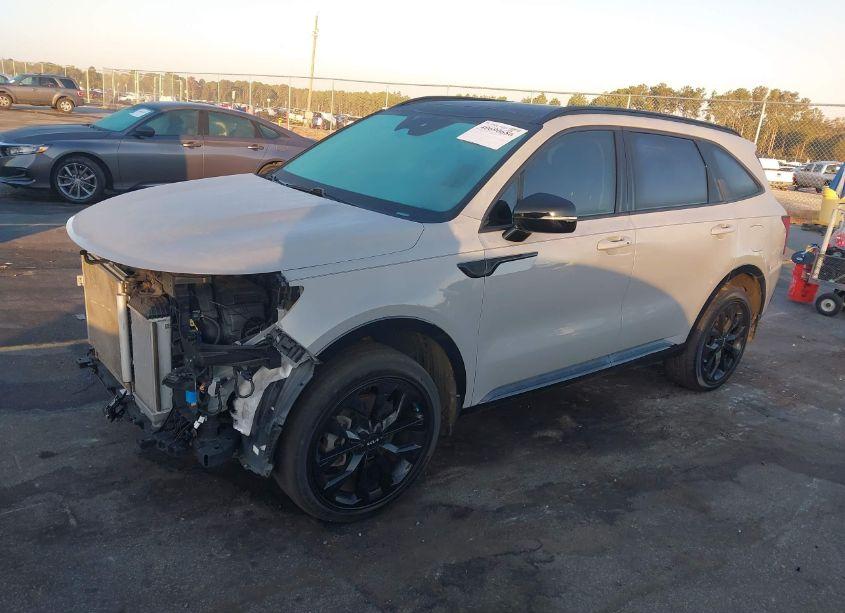 Photo 2 of 2022 Kia Sorento SX (VIN 5XYRKDLF8NG094767)