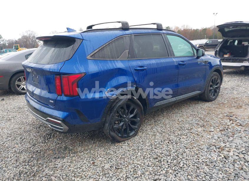Photo 4 of 2023 Kia Sorento SX (VIN 5XYRKDLF8PG229040)
