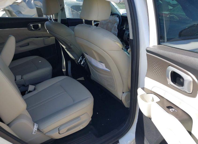 Photo 8 of 2021 Kia Sorento SX (VIN 5XYRKDLF9MG049951)