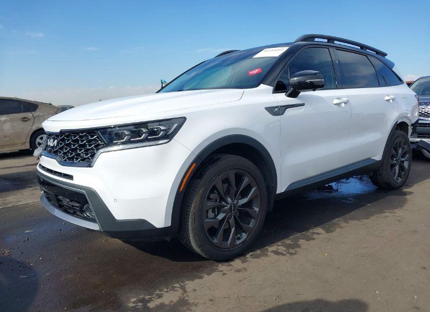Photo 2 of 2022 Kia Sorento X-LINE SX PRESTIGE (VIN 5XYRKDLF9NG095085)