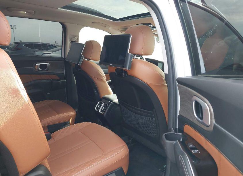 Photo 8 of 2022 Kia Sorento X-LINE SX PRESTIGE (VIN 5XYRKDLF9NG095085)