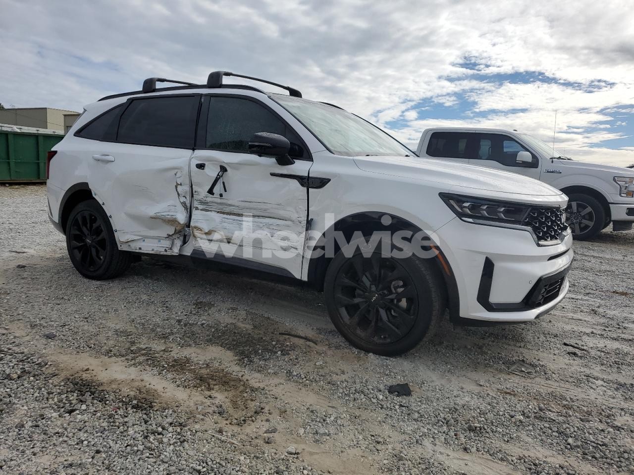 Photo 4 of 2023 KIA SORENTO SX (VIN 5XYRKDLFXPG226074)