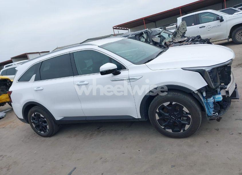 Photo 14 of 2024 Kia Sorento S (VIN 5XYRL4JC0RG280895)