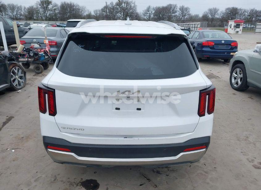 Photo 17 of 2024 Kia Sorento S (VIN 5XYRL4JC0RG280895)
