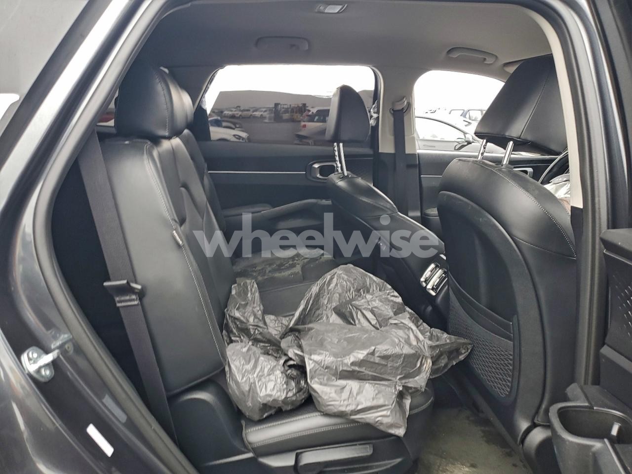 Photo 11 of 2024 KIA SORENTO S (VIN 5XYRL4JC0RG291430)