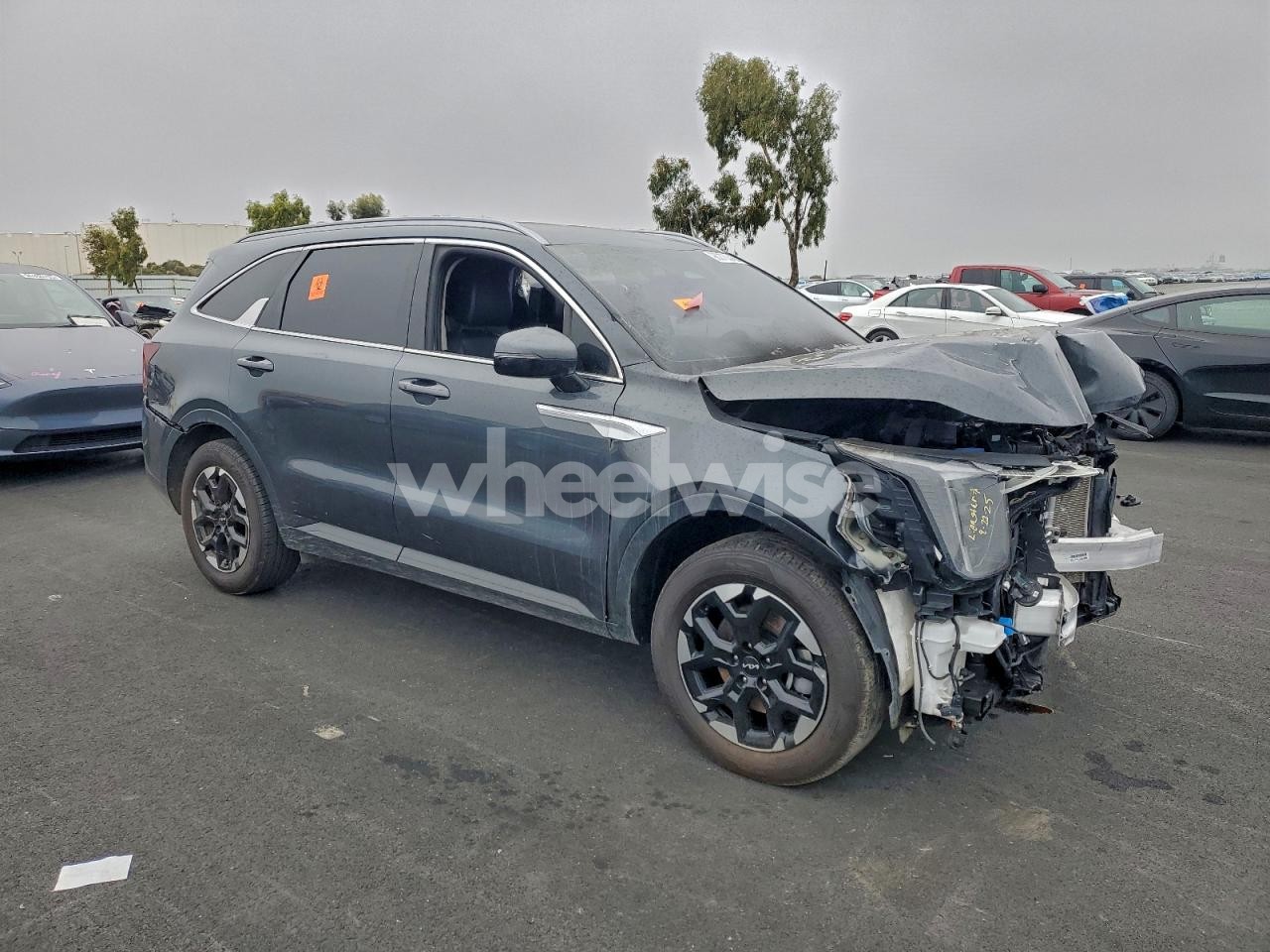 Photo 4 of 2024 KIA SORENTO S (VIN 5XYRL4JC0RG291430)