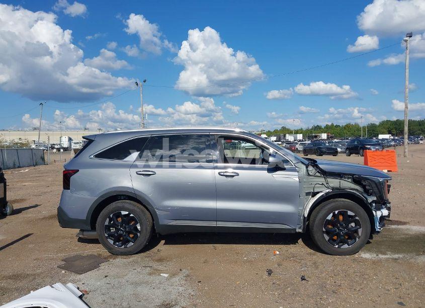 Photo 13 of 2024 Kia Sorento S (VIN 5XYRL4JC1RG265371)