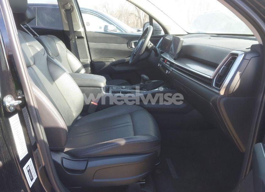 Photo 5 of 2024 Kia Sorento S (VIN 5XYRL4JC1RG291582)