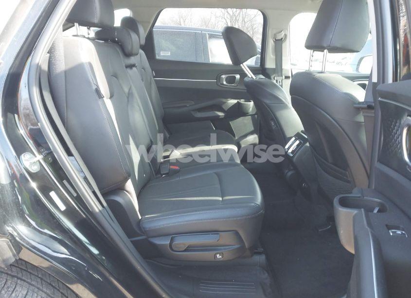 Photo 8 of 2024 Kia Sorento S (VIN 5XYRL4JC1RG291582)