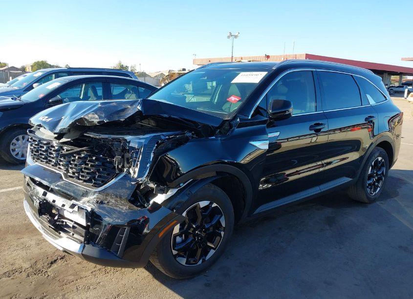 Photo 2 of 2024 Kia Sorento S (VIN 5XYRL4JC1RG309868)
