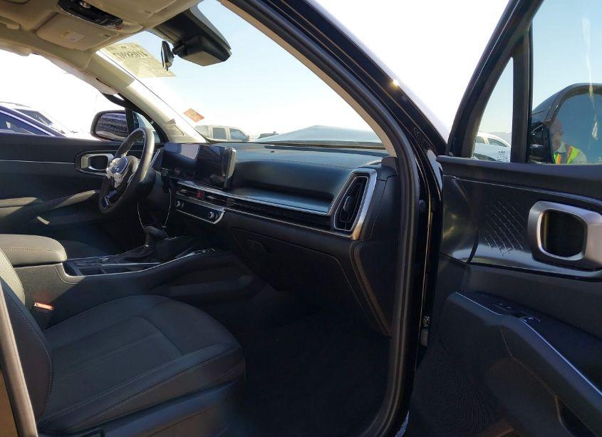 Photo 5 of 2024 Kia Sorento S (VIN 5XYRL4JC1RG309868)