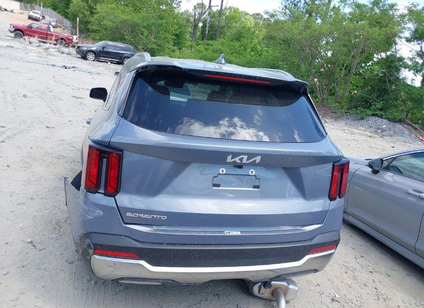 Photo 16 of 2024 Kia Sorento S (VIN 5XYRL4JC2RG278243)