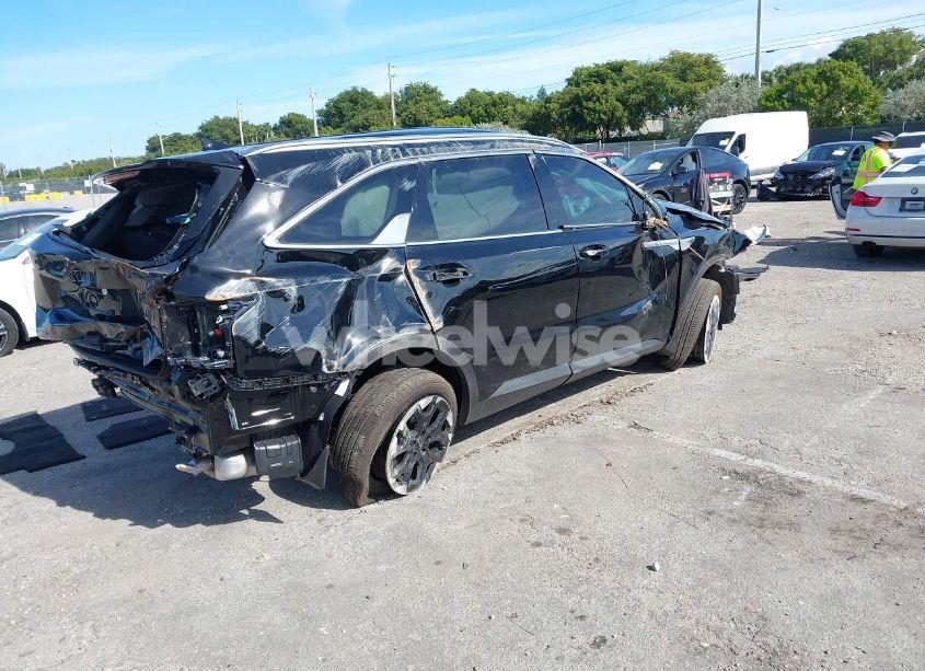 Photo 4 of 2025 Kia Sorento S (VIN 5XYRL4JC2SG323204)