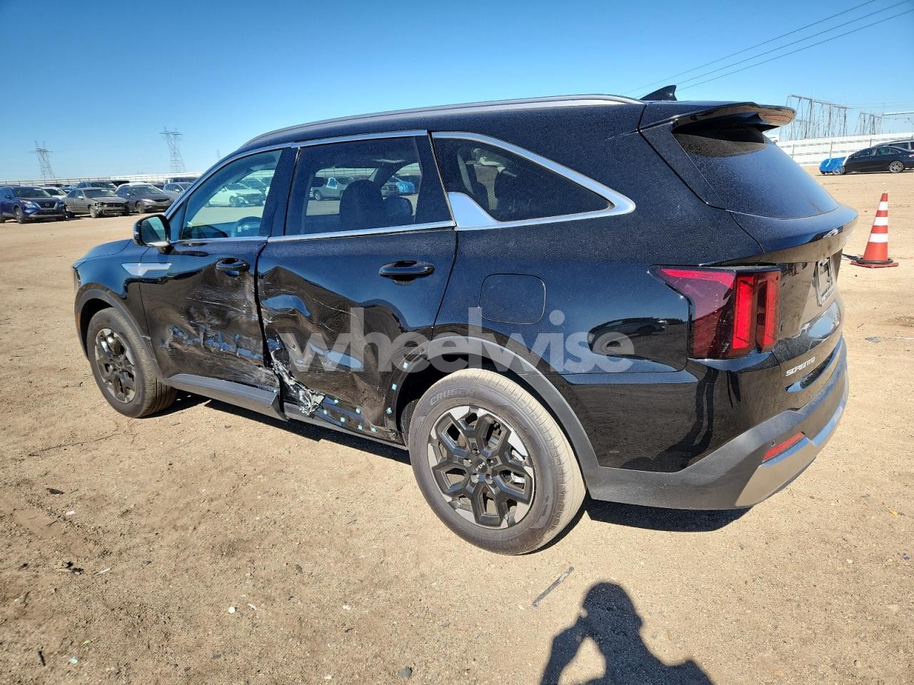 Photo 2 of 2025 KIA SORENTO S (VIN 5XYRL4JC2SG388408)