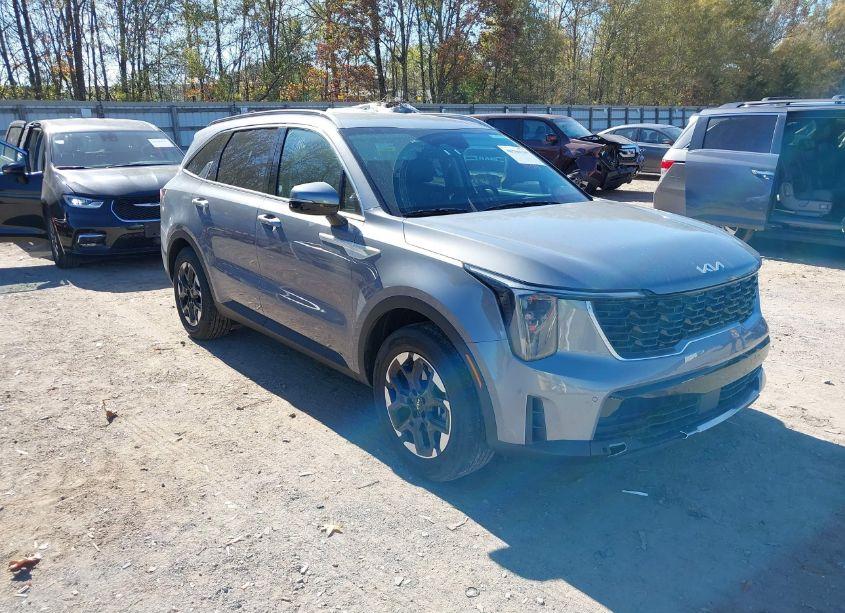 2024 Kia Sorento S (VIN 5XYRL4JC3RG285122) main photo