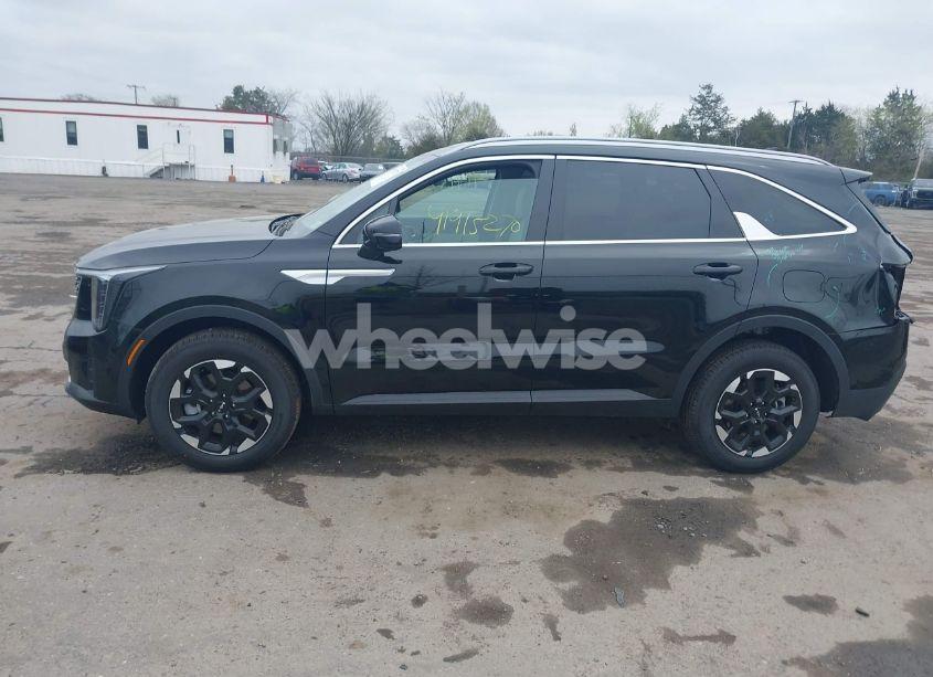 Photo 14 of 2025 Kia Sorento S (VIN 5XYRL4JC3SG353280)