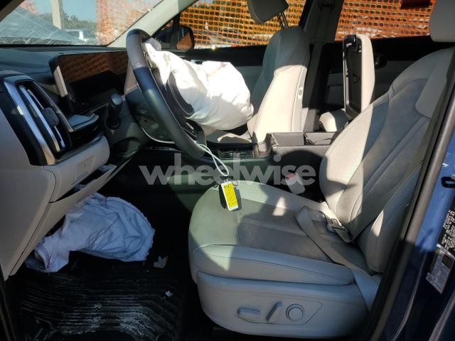 Photo 2 of 2025 KIA SORENTO S (VIN 5XYRL4JC4SG326007)