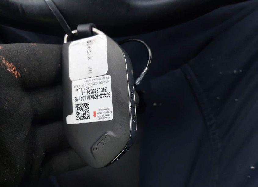 Photo 11 of 2024 Kia Sorento S (VIN 5XYRL4JC5RG275479)