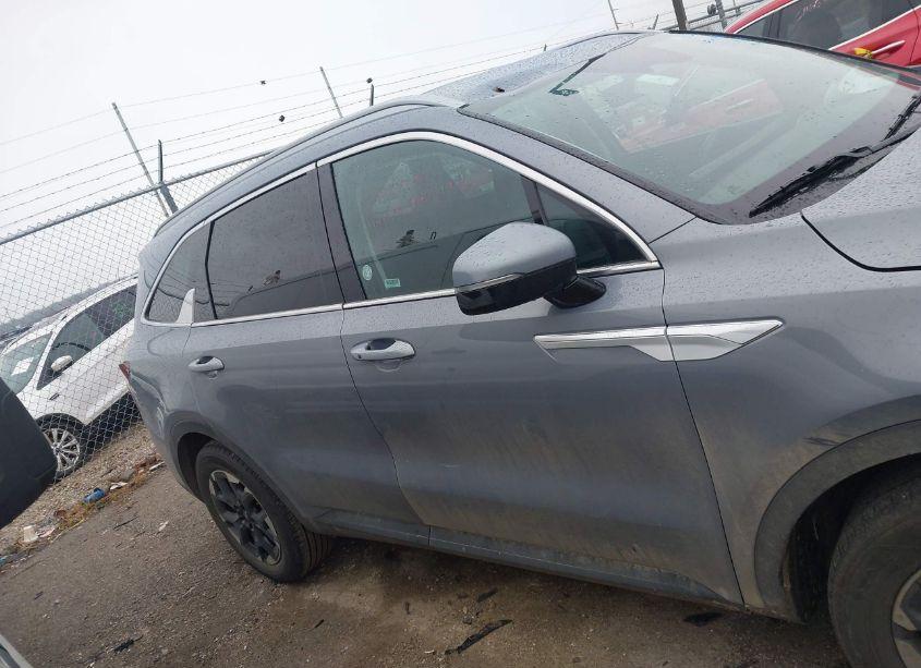 Photo 13 of 2024 Kia Sorento S (VIN 5XYRL4JC5RG275479)