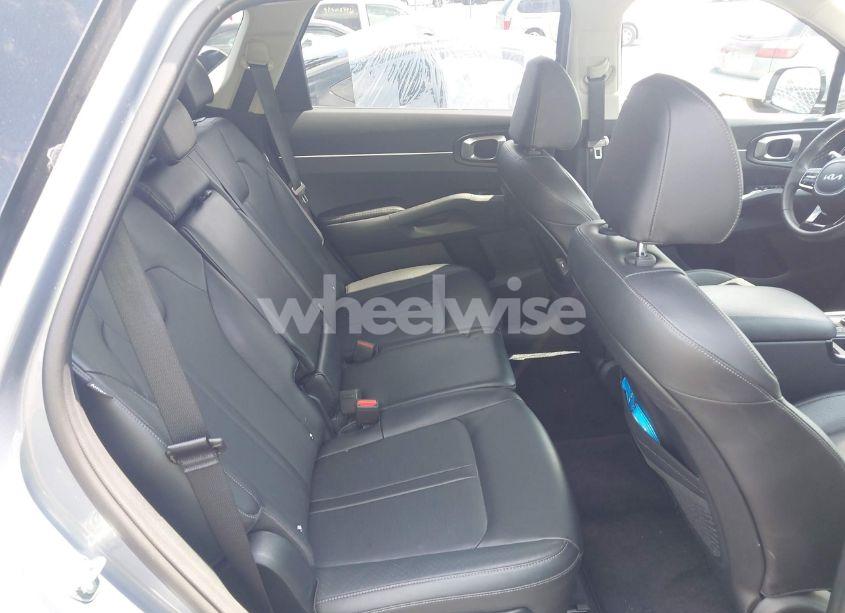 Photo 8 of 2024 Kia Sorento S (VIN 5XYRL4JC6RG283378)