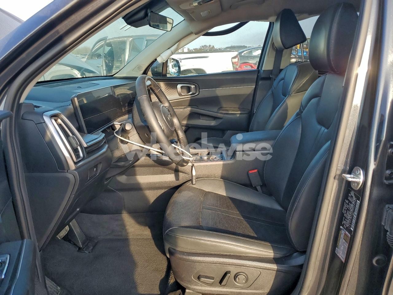 Photo 7 of 2024 KIA SORENTO S (VIN 5XYRL4JC7RG286385)