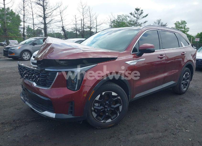 Photo 2 of 2025 Kia Sorento S (VIN 5XYRL4JC8SG356062)