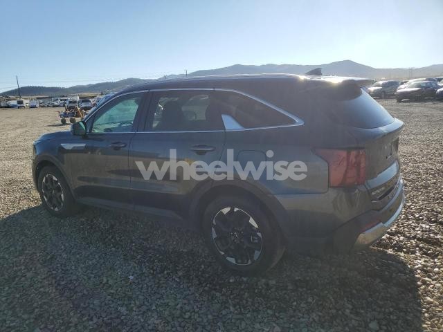 Photo 4 of 2024 KIA SORENTO S (VIN 5XYRL4JCXRG284758)