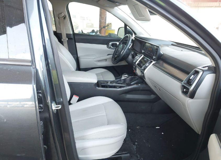 Photo 5 of 2022 Kia Sorento S (VIN 5XYRL4LC1NG111833)